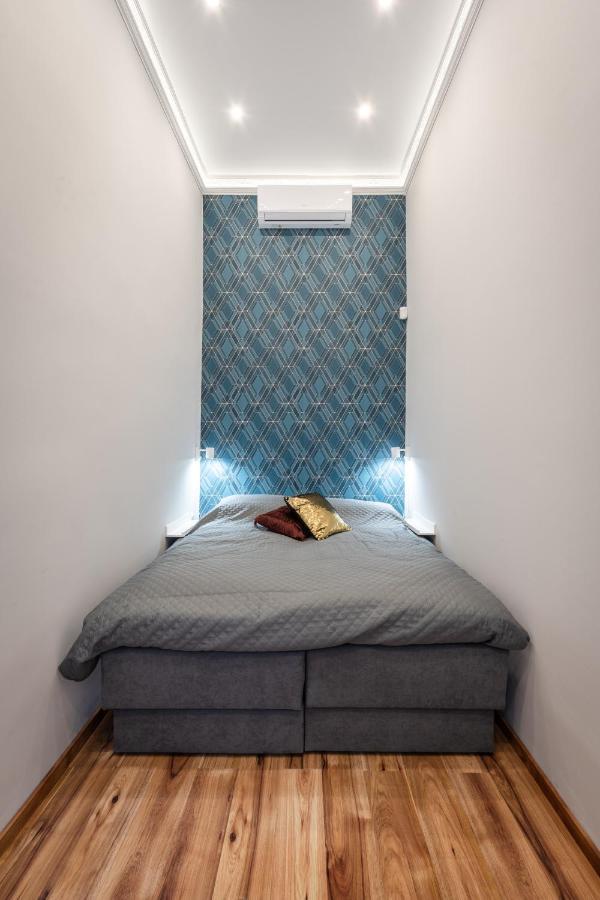 Premium Art Deco Apartment At Broadway // 4Bdr & 3Br Boedapest Buitenkant foto